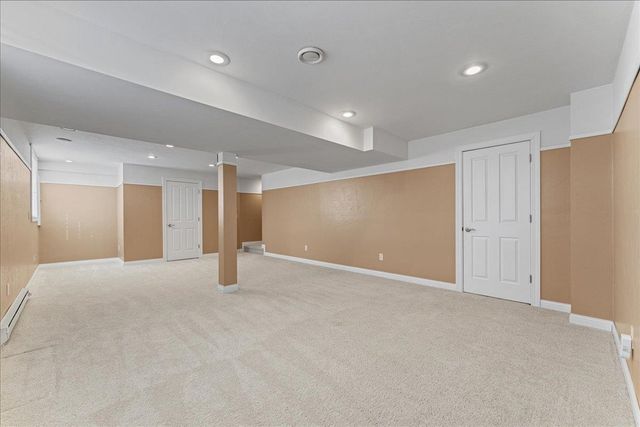 407 WATERVIEW ROAD, De Pere, WI 54115