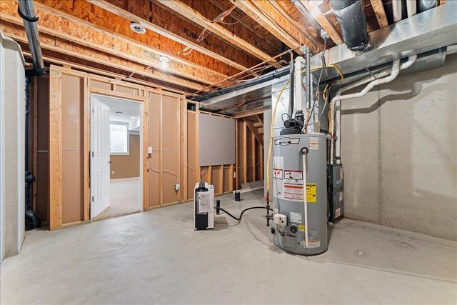 407 WATERVIEW ROAD, De Pere, WI 54115
