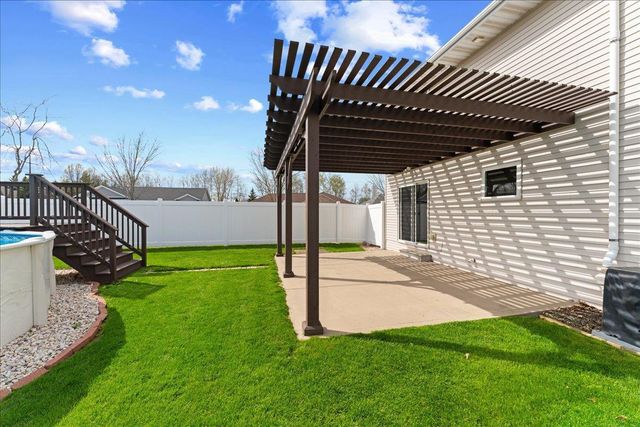 407 WATERVIEW ROAD, De Pere, WI 54115