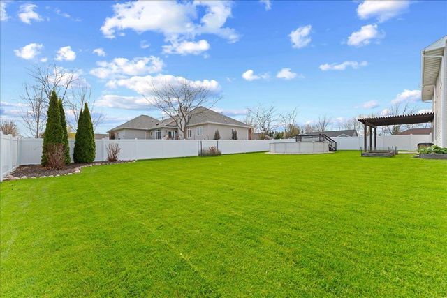 407 WATERVIEW ROAD, De Pere, WI 54115