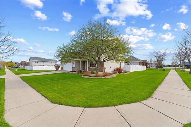 407 WATERVIEW ROAD, De Pere, WI 54115