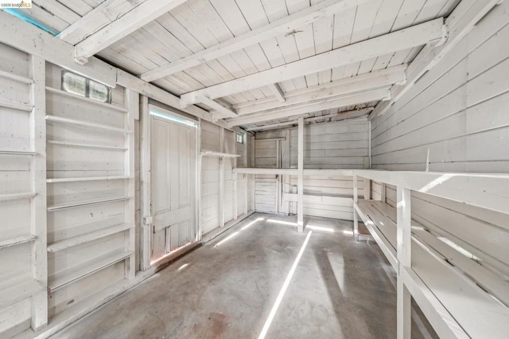 Image 40 of property listing at 836 20th Street, Oakland, CA 94607