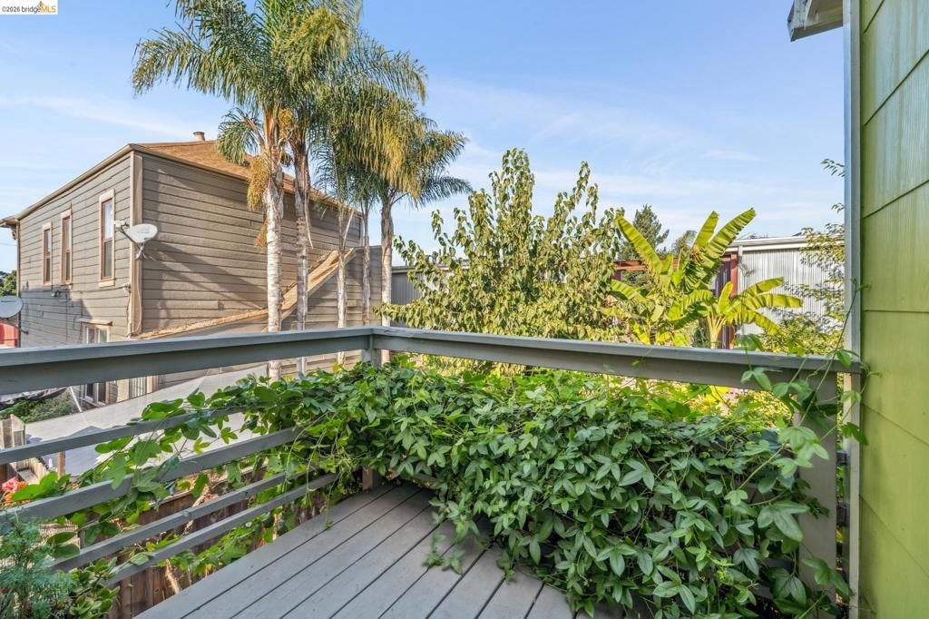 Image 48 of property listing at 836 20th Street, Oakland, CA 94607