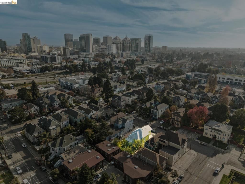 Image 53 of property listing at 836 20th Street, Oakland, CA 94607