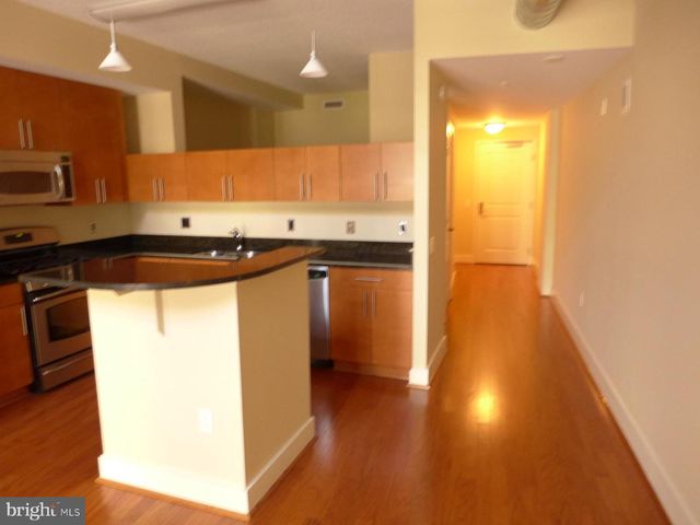 1390 KENYON ST NW #327, Washington, DC 20010