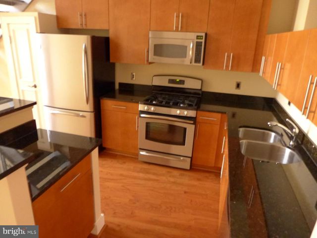 1390 KENYON ST NW #327, Washington, DC 20010