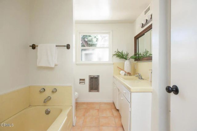 9735 Broadway, Temple City, CA 91780