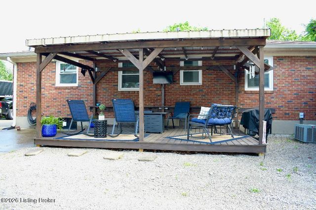 6703 Morning Star Way, Louisville, KY 40272