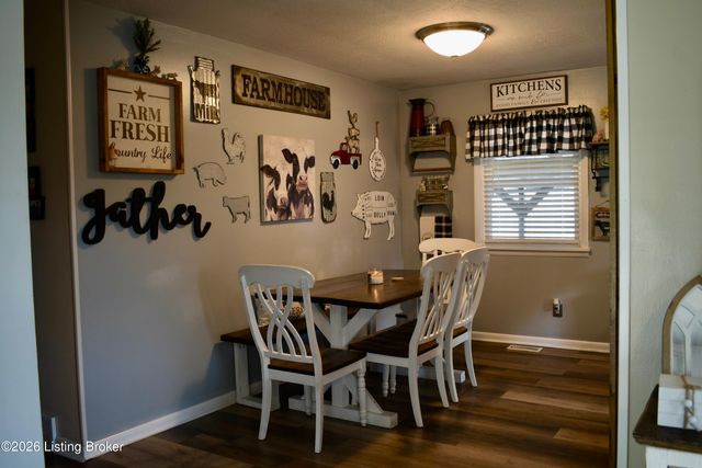 6703 Morning Star Way, Louisville, KY 40272