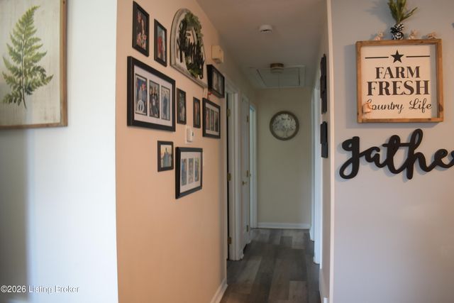 6703 Morning Star Way, Louisville, KY 40272