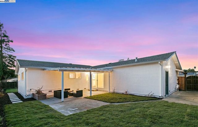 6852 Massey Ct, Pleasanton, CA 94588