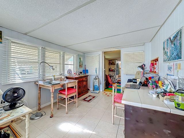 411 TROPIC DRIVE W, Palmetto, FL 34221