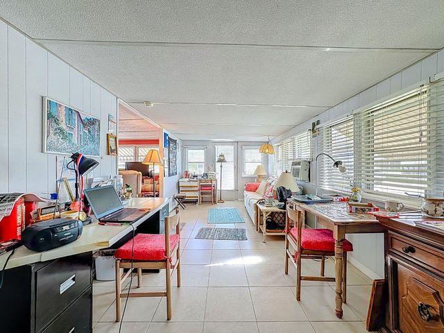 411 TROPIC DRIVE W, Palmetto, FL 34221