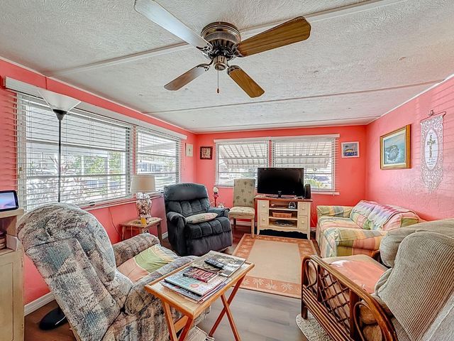 411 TROPIC DRIVE W, Palmetto, FL 34221