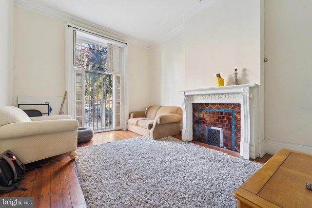 320 S 42ND ST, Philadelphia, PA 19104