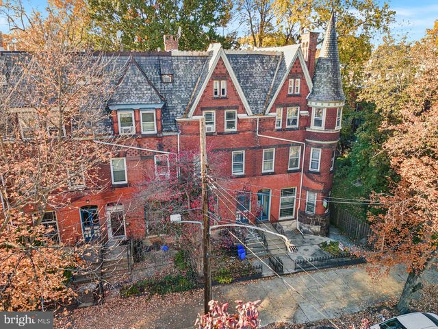 320 S 42ND ST, Philadelphia, PA 19104