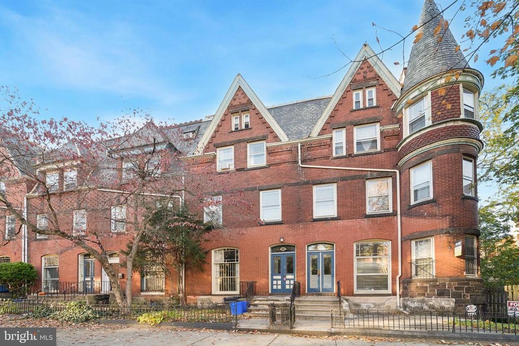 320 S 42ND ST, Philadelphia, PA 19104