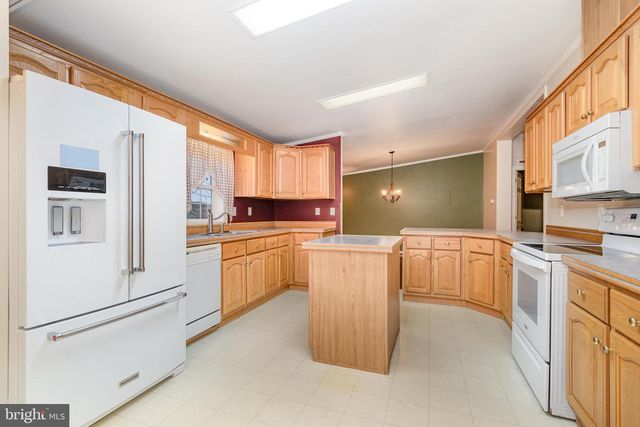 268 DAVID CIR, York, PA 17406