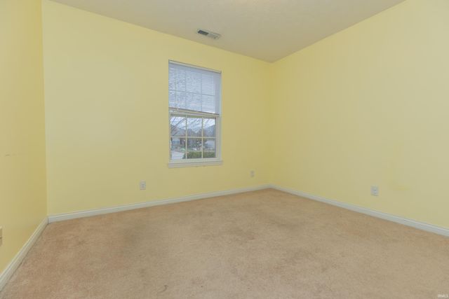 10008 Clippinger Road, Evansville, IN 47725