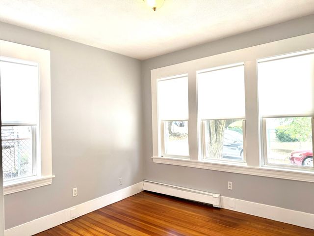 43 Dow St 1, Salem, MA 01970