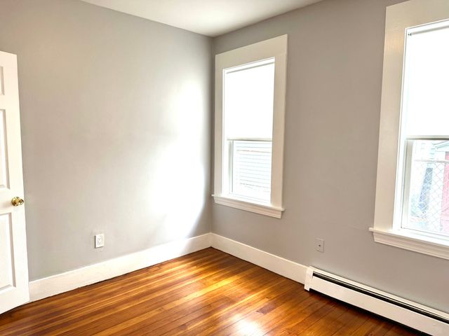 43 Dow St 1, Salem, MA 01970