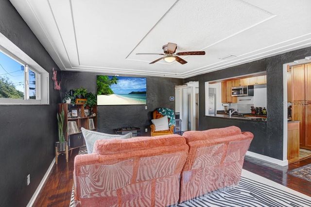 5347 10TH STREET N, St Petersburg, FL 33703