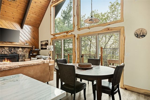 1452 Golden Rule, Lake Arrowhead, CA 92352