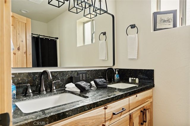 1452 Golden Rule, Lake Arrowhead, CA 92352