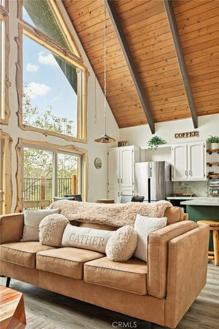 1452 Golden Rule, Lake Arrowhead, CA 92352