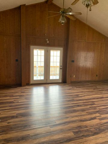 877 Bear Hollow Road, Rockholds, KY 40759