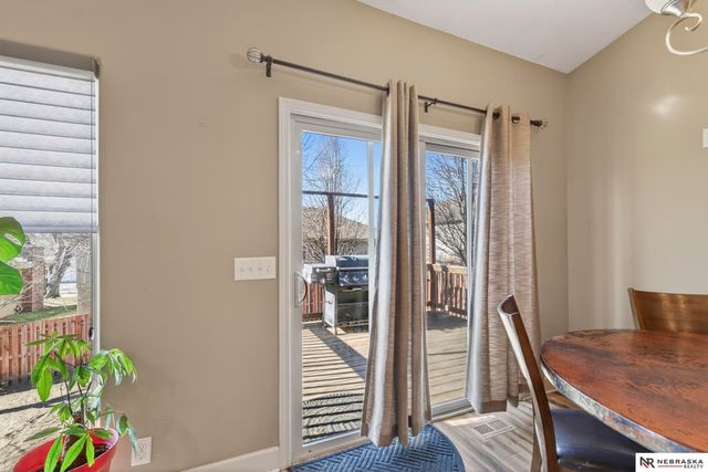 2542 N 137th Street, Omaha, NE 68164