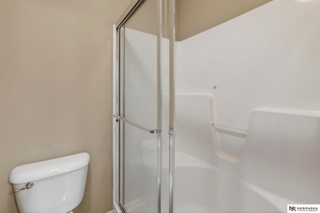 2542 N 137th Street, Omaha, NE 68164