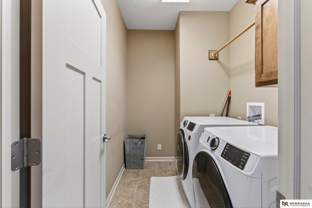 2542 N 137th Street, Omaha, NE 68164