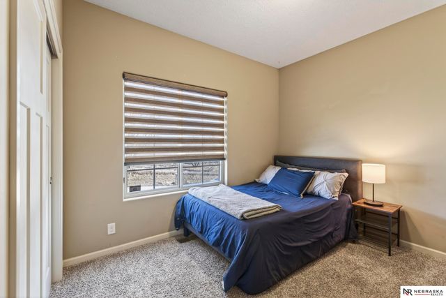 2542 N 137th Street, Omaha, NE 68164