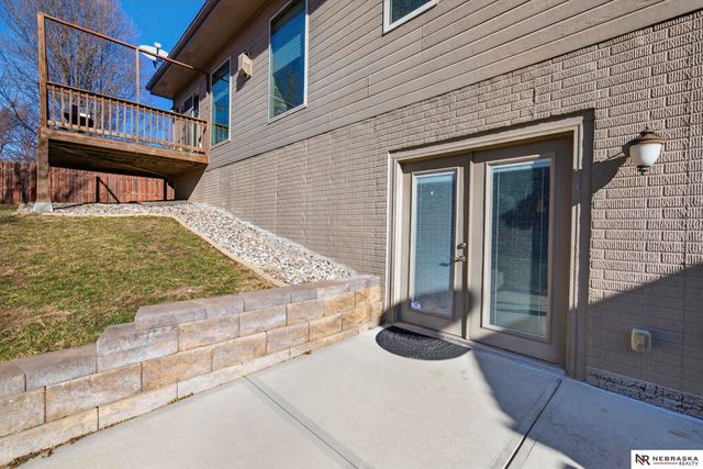 2542 N 137th Street, Omaha, NE 68164