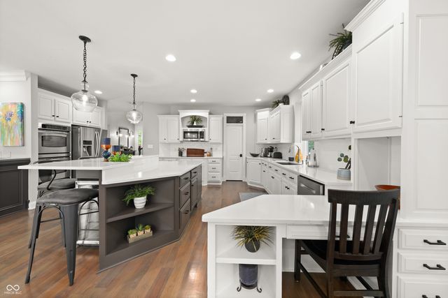 13011 Water Ridge Drive, Fishers, IN 46055