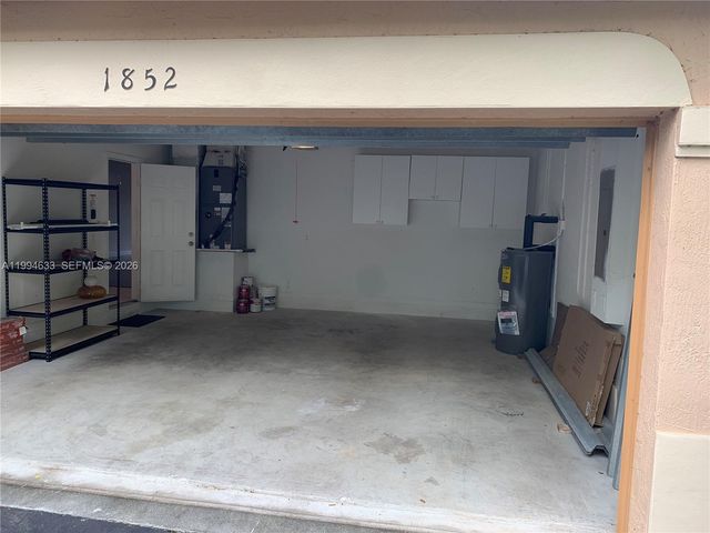 1852 Andromeda Ln, Weston, FL 33327