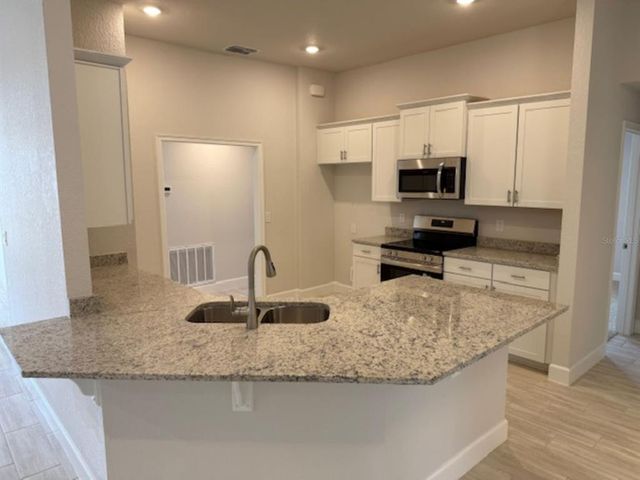 7 NW 45TH LOOP, Ocala, FL 34470