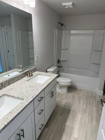 7 NW 45TH LOOP, Ocala, FL 34470