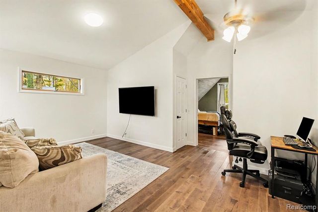 4375 Skinner Lake Road, Lapeer, MI 48446