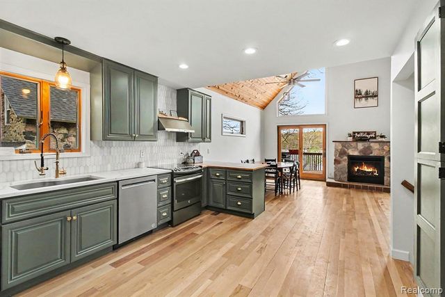 4375 Skinner Lake Road, Lapeer, MI 48446