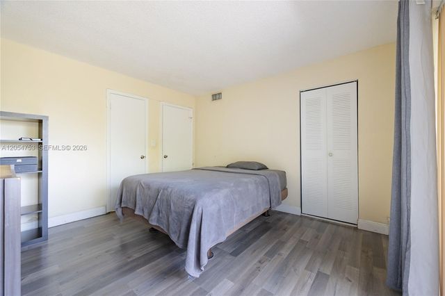 9365 Fontainebleau Blvd E205, Miami, FL 33172