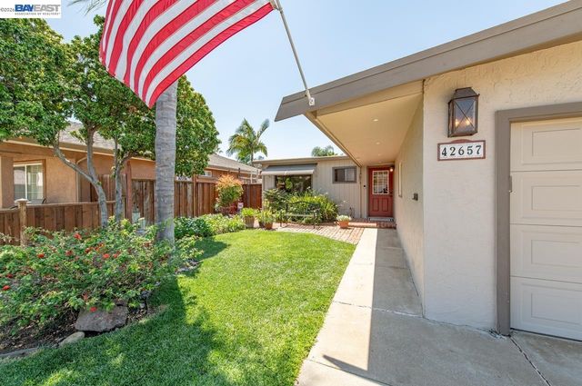 42657 Newport Dr, Fremont, CA 94538