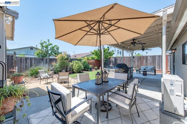 42657 Newport Dr, Fremont, CA 94538