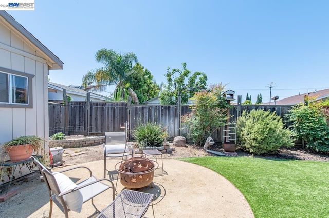 42657 Newport Dr, Fremont, CA 94538