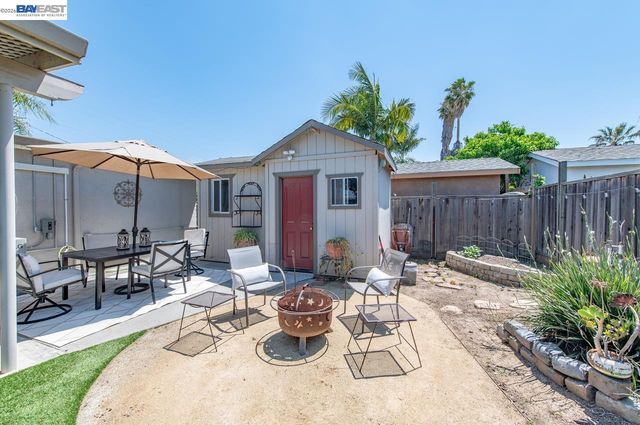 42657 Newport Dr, Fremont, CA 94538