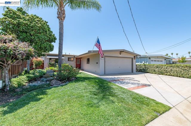 42657 Newport Dr, Fremont, CA 94538