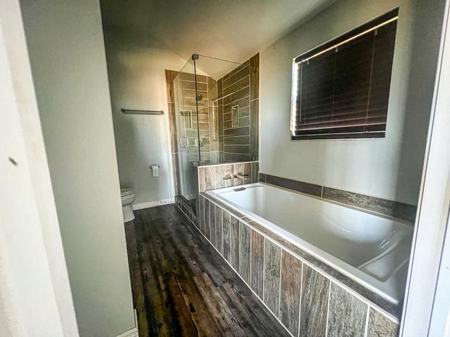 420 Sky Harbor, Mountain Home, TX 78058