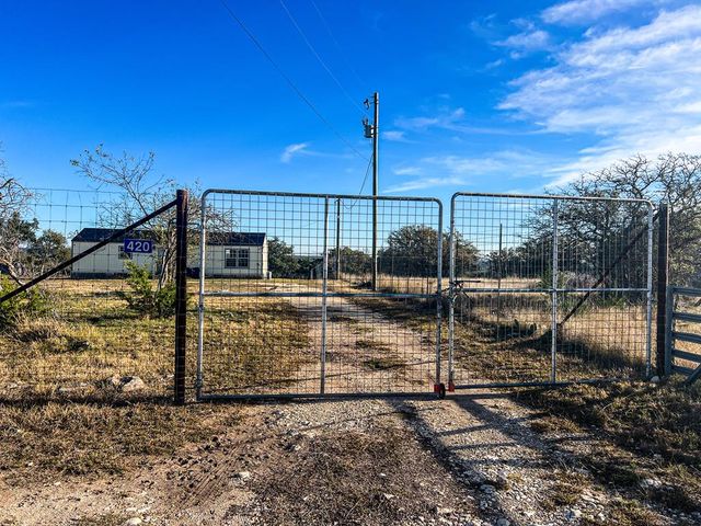 420 Sky Harbor, Mountain Home, TX 78058