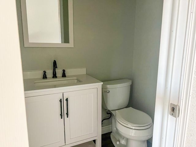 420 Sky Harbor, Mountain Home, TX 78058